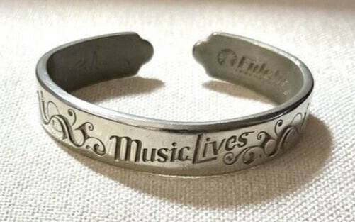 Paul McCartney - MUSIC LIVES 1