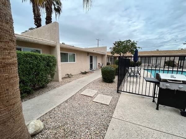 $1,895 / 2br - DOS DORMITORIOS UN BAÑO HOGARES - SANTA ROSA OASIS (Palm Desert, Bermuda Dunes, Indio, La Quinta)63686245234945121