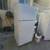 Beautiful almost new apartment size refrigerator 1 thumbnail