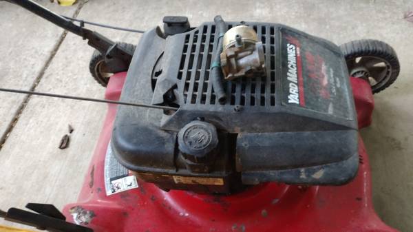 Gas lawn mover (read description) 1