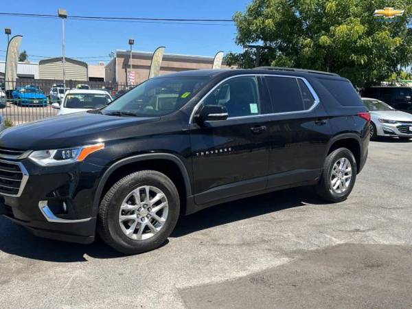 2019 Chevrolet Traverse LT Sport Utility 4D SUV in EXCELLENT Condition 1