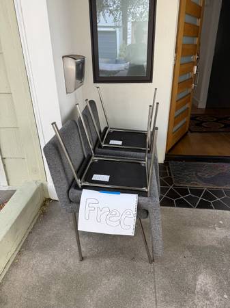 4 free dining chairs 1