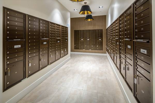 $3,880 / 1br - 1091ft2 - Bike storage, Cardio Theater with Free Weights, Pool Table (3330 East Foothill Boulevard, Pasadena, CA)63869888681347124