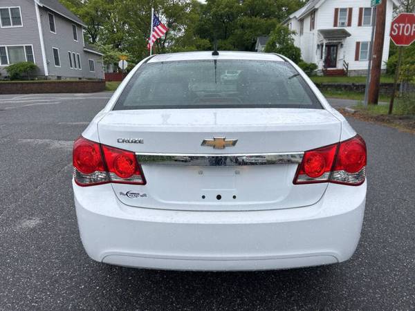 2012 Chevrolet Cruze LS 4dr Sedan, 1 DUEÑO, POCAS MILLAS! - $5,995 (LOWELL, MA 978-996-5798)63615747387651123