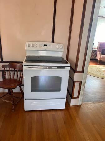 GE Electric stove 1