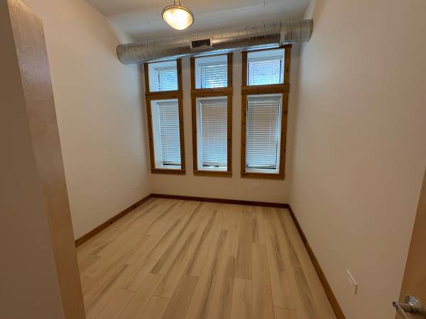 $2,350 / 1br - Kenwood/ Hyde Park -- 1 DORMITORIO 1 BAÑO   DEPARTAMENTO NUEVO (Kenwood/. Hyde Park)63781351075713122