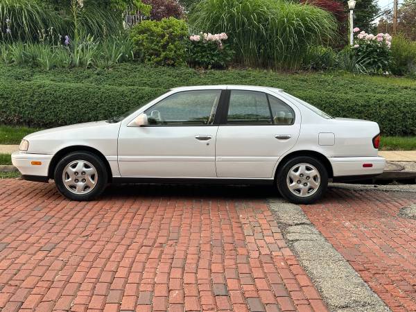 1995 Infiniti G20 - $6,000 (Squirrel Hill)63625169337731123