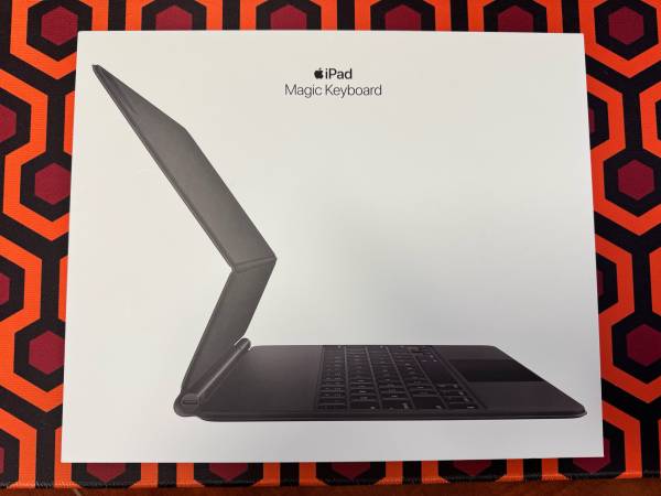 Apple Magic Keyboard for iPad Pro 12.9” + Smart Cover + Pencil - $175 1