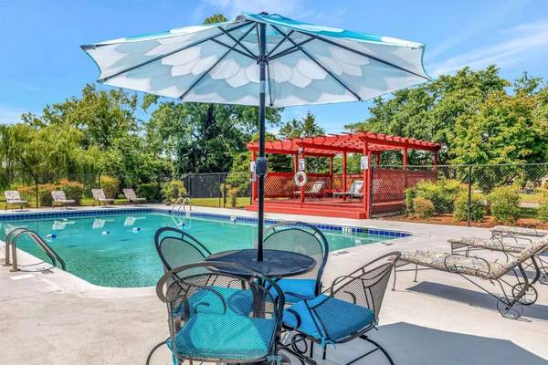 $1,080 / 2br - 920ft2 - A fresh take on living: Explore our 2 BR, 920 Sq Ft spaces. (Huntsville - Across from Post Office)63801834406529120