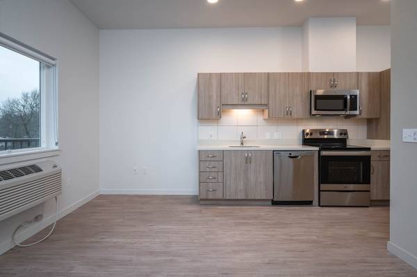 $1,288 / 434ft2 - Stay cool with in-unit ceiling fans! Now renting at The Byway! (Wood Village - 5 minute drive from 1,000 Acre Dog Park)63672637146883122
