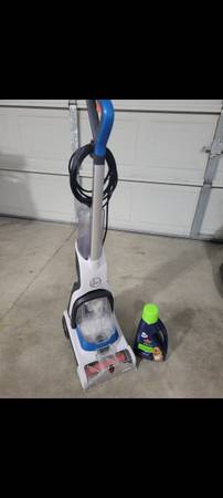 Used. Carpet cleaner $20 1
