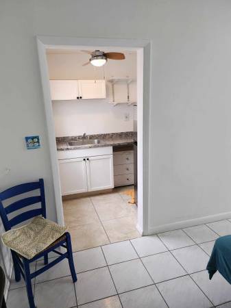 $1,000 / 1br - Estudio amplio todo incluido muy centrico para 2 adultos (Cerca del aeropuerto de Miami y Magic Casino)64049281513859124