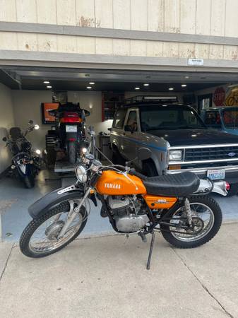 Motorcycle technician/mechanic 1