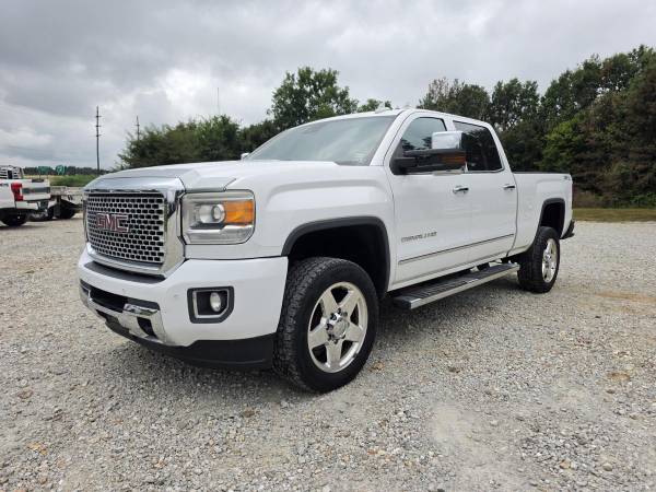 2015 GMC Sierra 2500 Denali Duramax 4x4 1