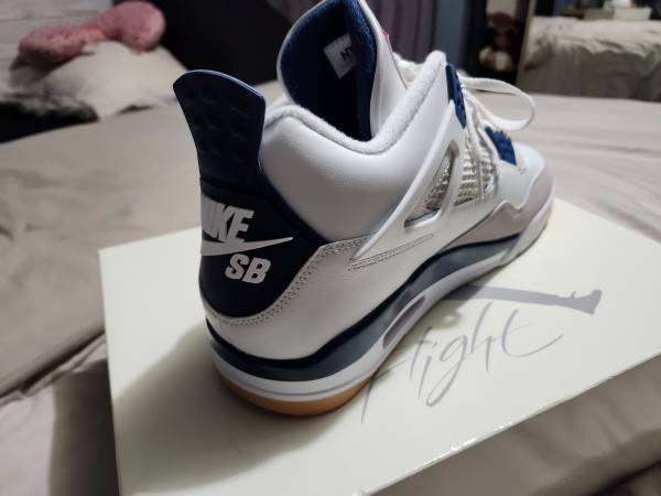 Jordan 4 SB Size 13 1