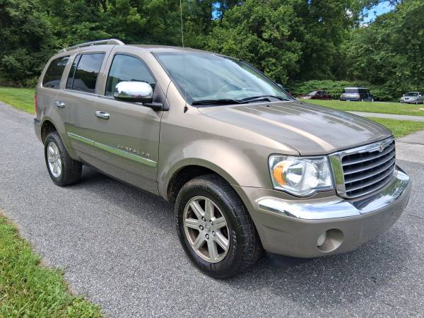 2007 Chrysler Aspen - $2,500 (Arlington)63616380765185122