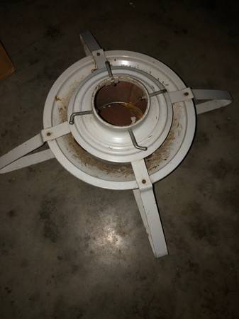 Christmas Tree Stand 1