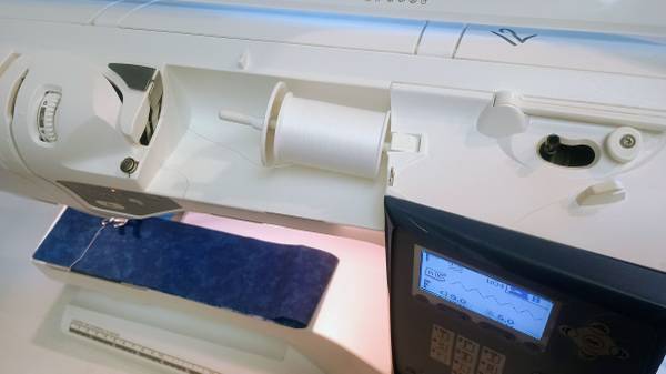 Viking Husqvarna sapphire 835 sewing machine 1