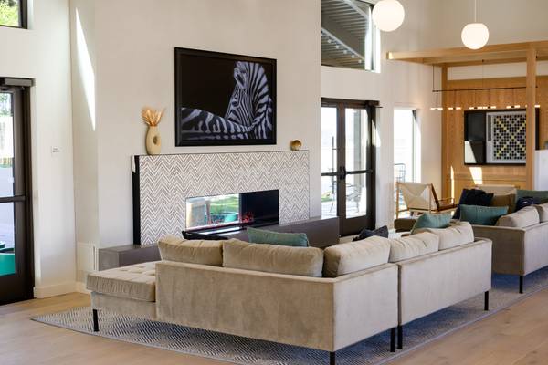 $5,213 / 2br - 1040ft2 - Pool View and 4 Weeks Free on this 2B/2B at Artisan Crossing! (belmont)63686067542147124