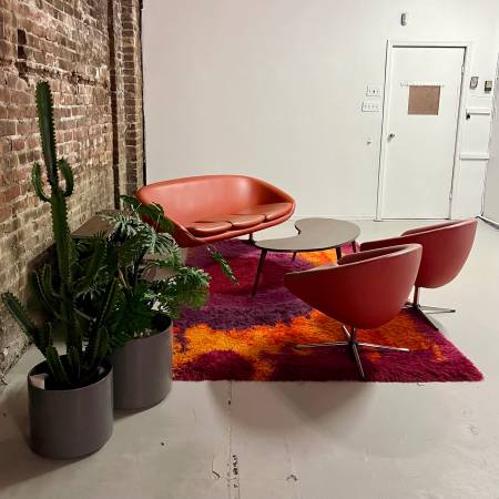 Chinatown Gem: 16ft Ceiling Brick-Walled Studio/Showroom/Store/Commerc 1