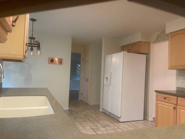 $3,395 / 4br - 1998ft2 - 4 Bedroom/2.5 Bath (DTC)63849272342787122