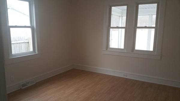 $1,250 / 2br - 825ft2 - RENTAL HOUSE 2-BEDROOM LAUREL (Laurel, DE)63839295972867122