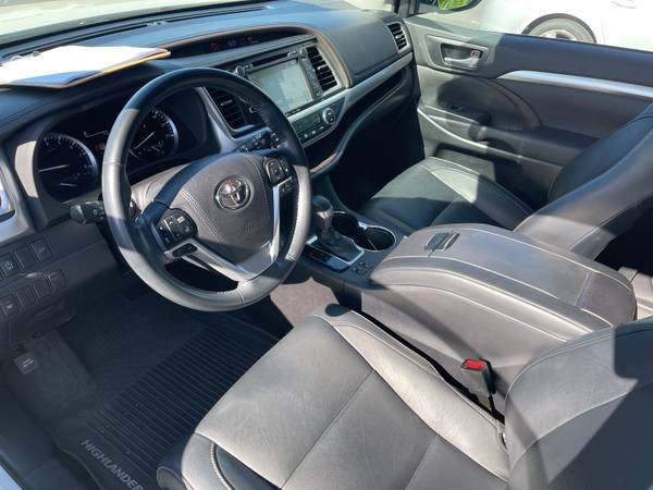 2017 Toyota Highlander XLE **Great Deal** - $22,775 (Dublin, CA)63477492989185124