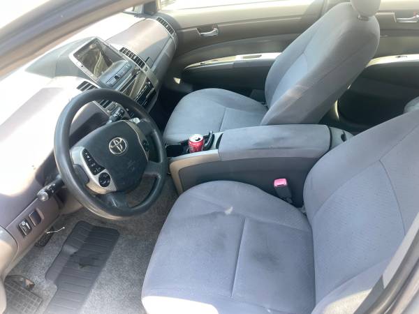 2004 Toyota Prius (LOOKING TO SELL TODAY) - $1,650 (Brooklyn)63654715495169124