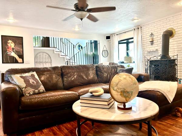 $1,300 / 1br - 300ft2 - 1 Bedroom $1300 | Utilities Included (Ramona)63865589663361122