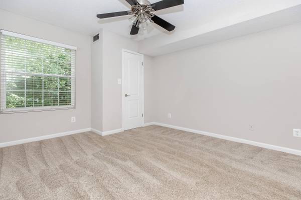 $2,248 / 2br - 945ft2 - 2B/2B, Luxury Vinyl Plank Flooring, Tennis Court (8017 Ashberry Ln, Pasadena, MD)63694835990401123