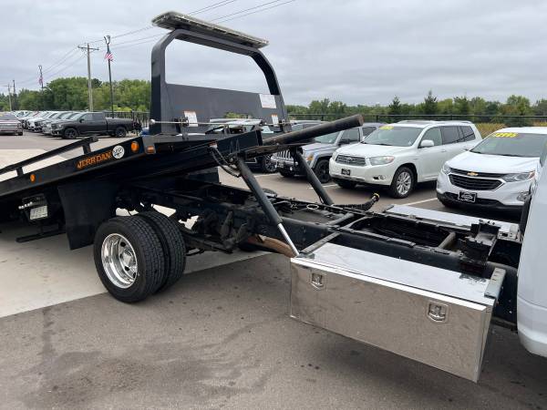 2022 RAM 5500 2dr Jerrdan - Photo 9