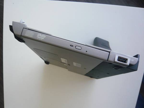 ✦ USED ✦ Dell PR09S Docking Station W/ DVD+RW Burner - $10 (san jose east)63471435852419122