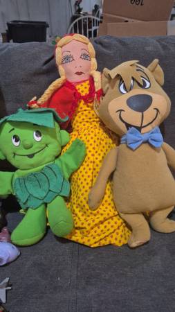 VINTAGE  PLUSH on toys  VERY NICE $85 FIRM FOR ALL 1