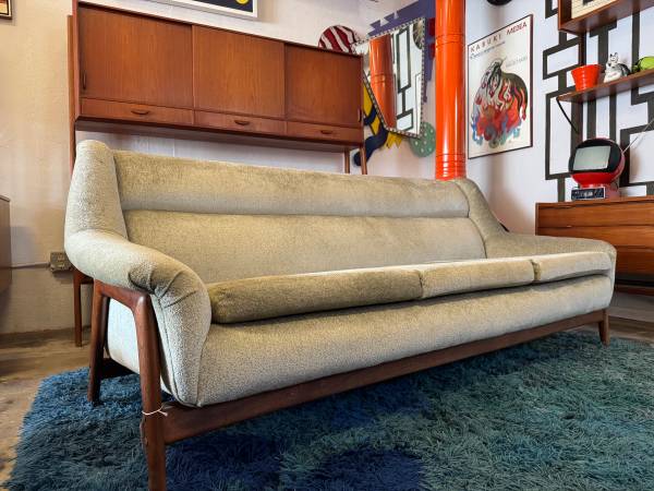 DUX SOFA by FOLKE OHLSSON 1