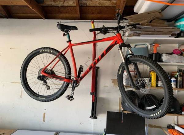 Wally spring loaded swing up bike storage lift / rack for home / garage - $20 (Fairfield)63440663361539120