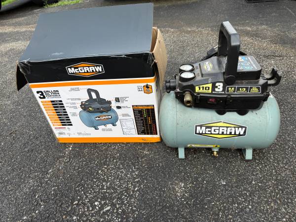 Mcgraw 3 Gallon 1/3 HP 110 PSI Oil-Free Hotdog Air Compressor 1