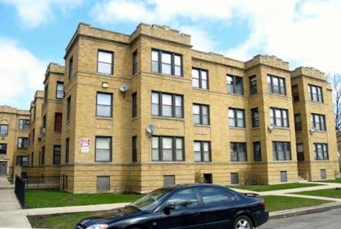 $1,700 / 2br - Apartment $1,700 / 2 Bedrooms 1 Bath - Race & Waller63898602242690120