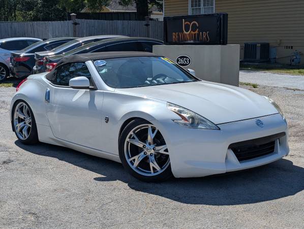 2012 Nissan Z 370Z Touring Roadster - $16,990 (Grayson, GA)63620834195075122