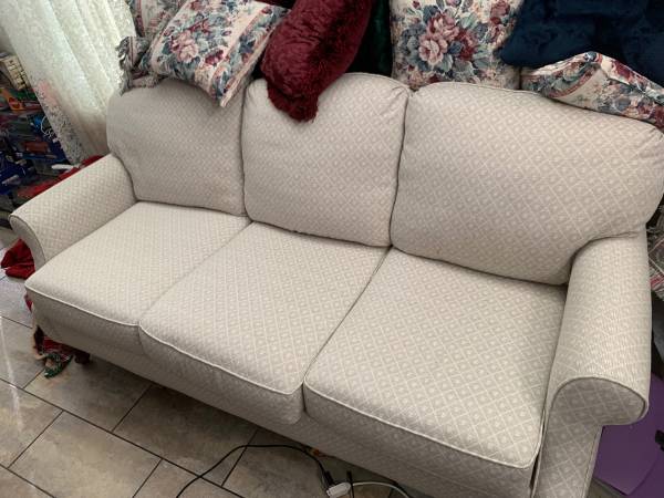 Sofa 1
