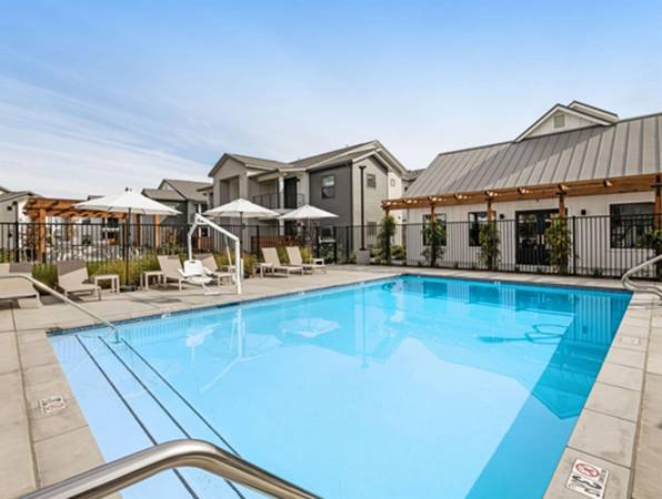 $3,095 / 2br - In-Unit WD, Onsite EV Chargers, Covered Parking - 24HR Fitness Center (Larkfield / Santa Rosa)63845955808515121