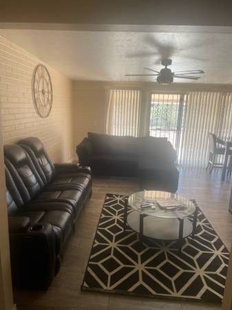 $700 / 4br - Room with private attached bathroom 700/ month (Tucson)63675116586241120