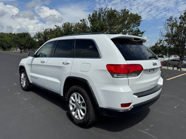 2015 Jeep Grand Cherokee Laredo - $5,90063617083288323124