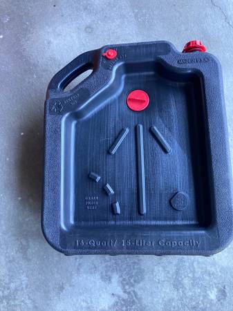 16 QUART DRAIN PAN 1