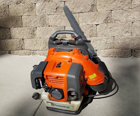 HUSQVARNA BACKPACK BLOWER 1