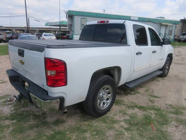 2013 Chevrolet Silverado LS - $2,900 (abajo 6825 e. hwy 290)63621923063041123