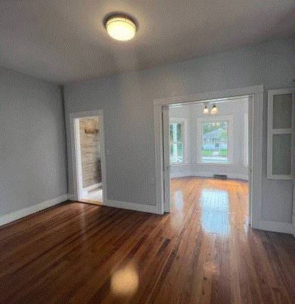 $877 / 1br - COZY AND DRIGHT 1st FLOOR, 1 BEDROOM Apt (New Haven)64010332309377120