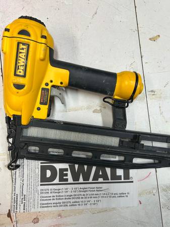 DeWalt 16 gauge Straight Finish Nailer (air gun) 1