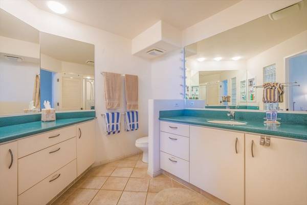 $5,000 / 2br - 1900ft2 - Ocean Front Luxury Condo-Home-Away (Princeville, HI)63939663908611122