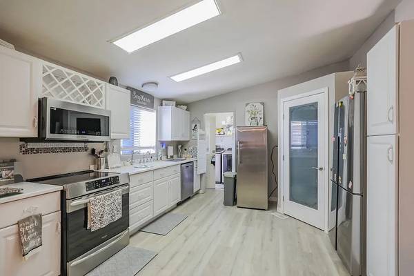 $178,000 / 3br - 1856ft2 - 3BR/2BA Manufactured Home in 55+ Community (Alamogordo)63948355203331123
