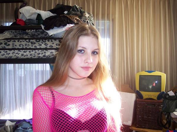 Female singer performer 1